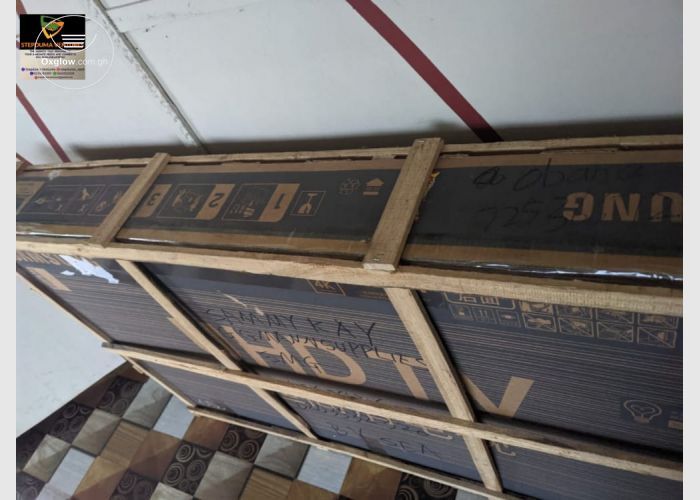  65' INCHES Original SAMSUNG (Series 7) Flat Screen For Sale