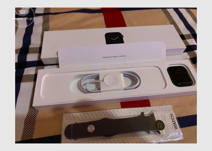  Apple Watch series SE 44mm