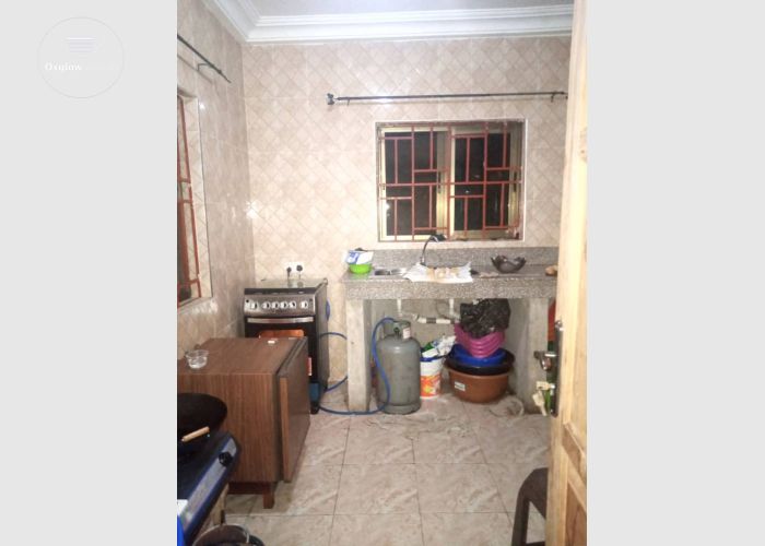  Furnished room available