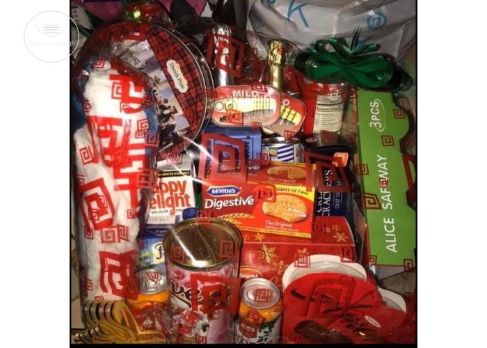  Beautiful Hamper For Sale 