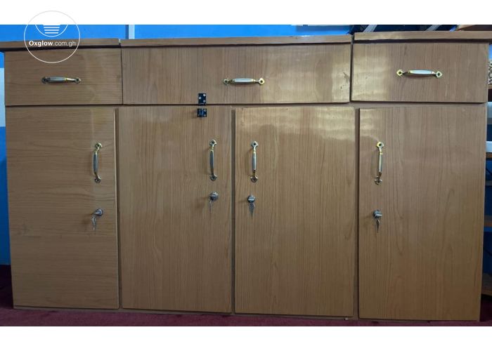  kitchen cabinet 