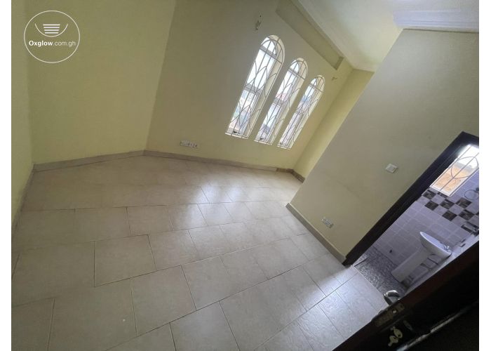 2 Bedrooms Apartments