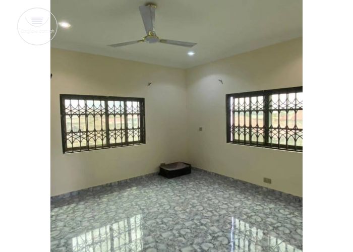 2 Bedrooms Apartments