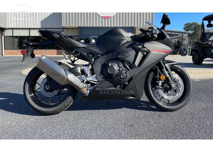 2019 Honda CBR 1000rr WhatsApp 19092767213