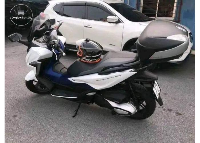 2023 125 honda motorbike