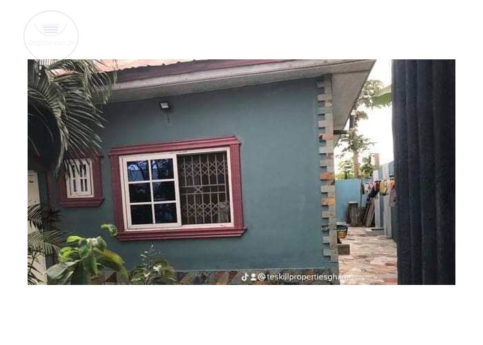 3 bedroom house for sale 3 masters bedrooms 1 visitors washroom