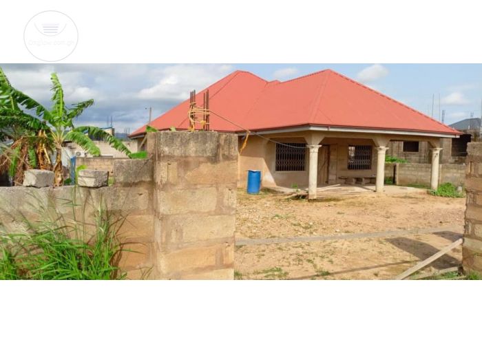 3 bedroom house for SALE