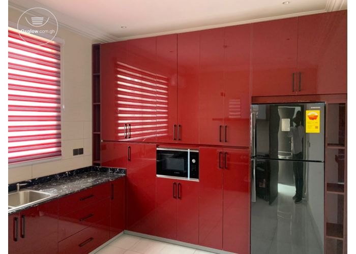3  Bedroom Townhouse