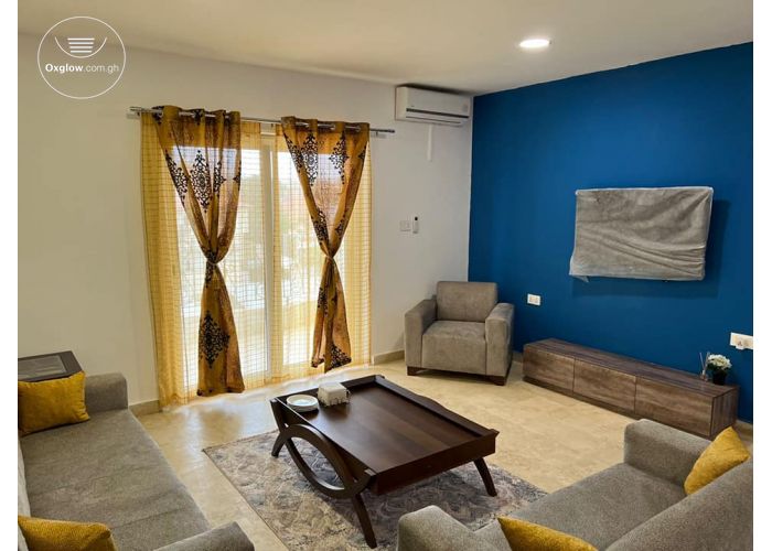 3 Bedrooms Apartment