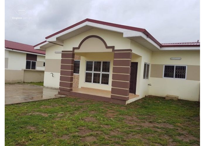 3 Bedrooms Community House