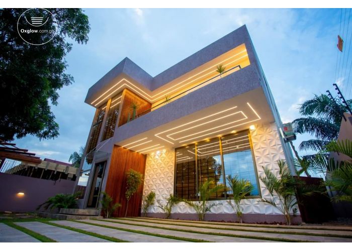 3 Bedrooms Duplex House
