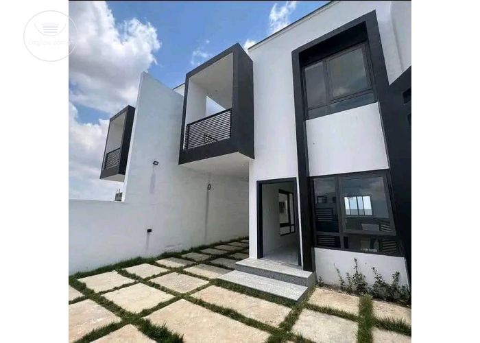 3 Bedrooms Duplex House