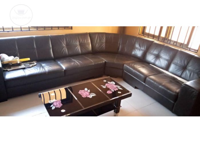 3 Bedrooms House