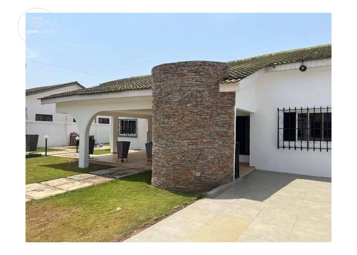 3 Bedrooms House