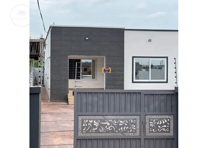 3 Bedrooms House