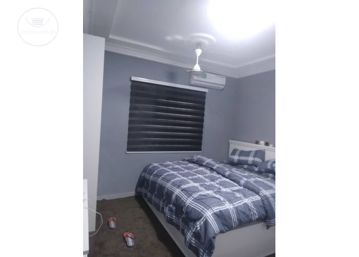 3 Bedrooms House