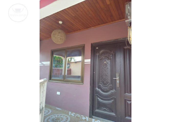 3 Bedrooms House