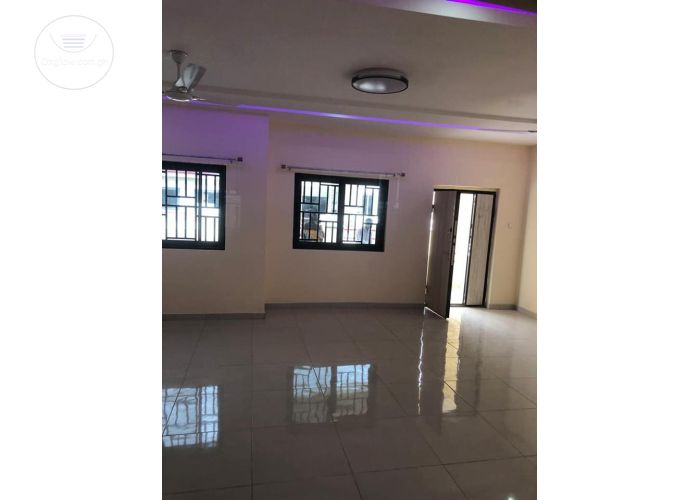 3 Bedrooms House