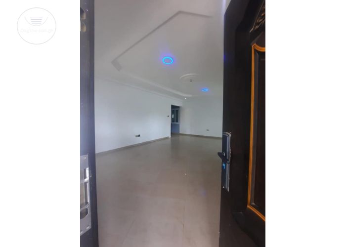 3 Bedrooms House