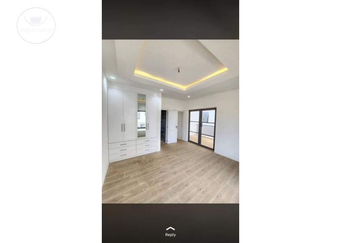 3 Bedrooms House