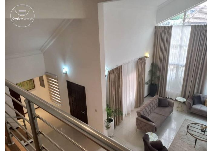 3 Bedrooms House Furnished