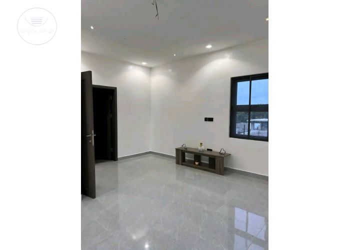 3 Bedrooms House Furnished