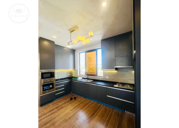 3 Bedrooms Townhouse