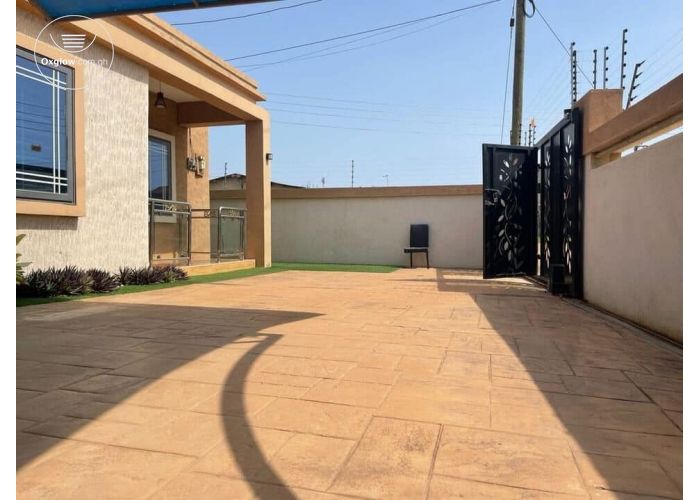 3bedroom townhouse for sale 
