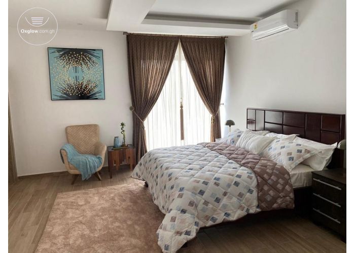 4 Bedroom Apartment And Pent House 
