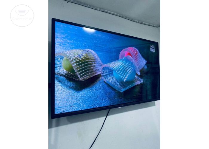 43inches full digital satellites 4K ultra hd led smart Panasonic machine.