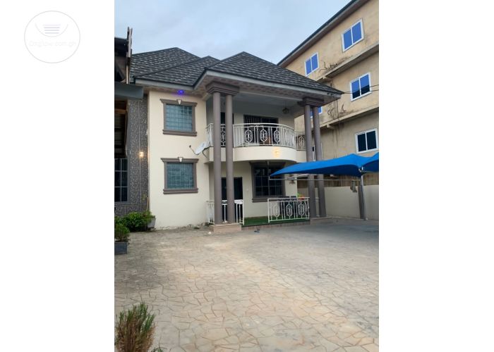 5 Bedroom Storey Building