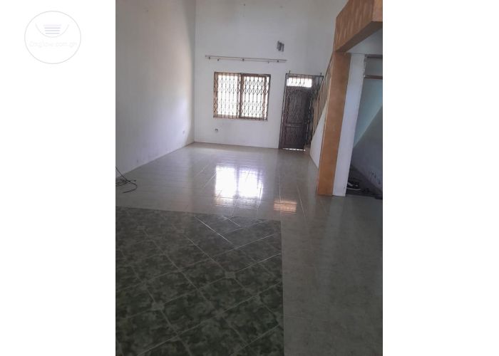 5 bedrooms house for sale