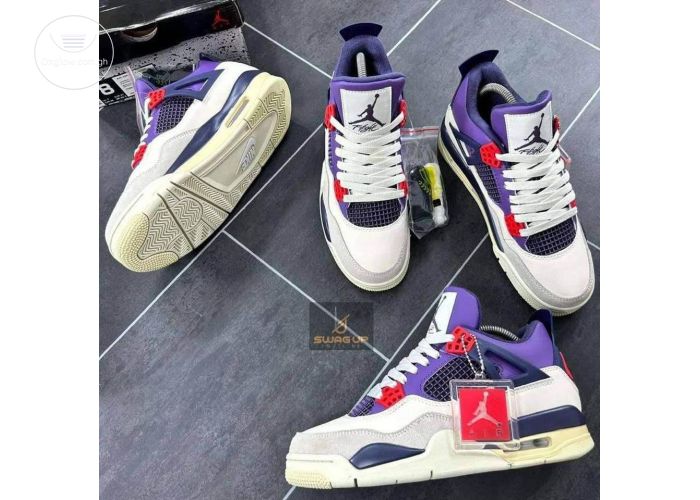 AIR JORDAN 4 Retro Shiny charizard Sneaker