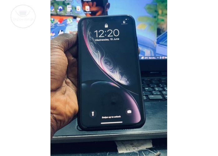 Apple iPhone XR 64GB