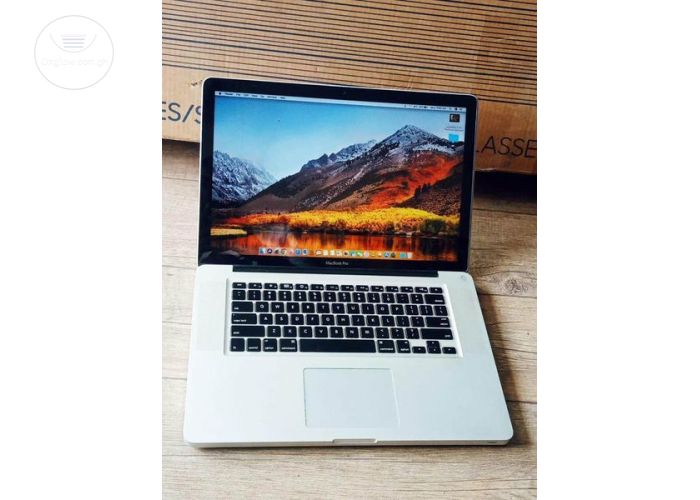 Apple MacBook Pro 13" Core i5 Laptop