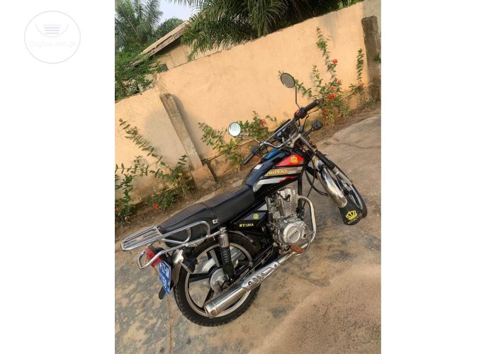 Brand new Royal 125a