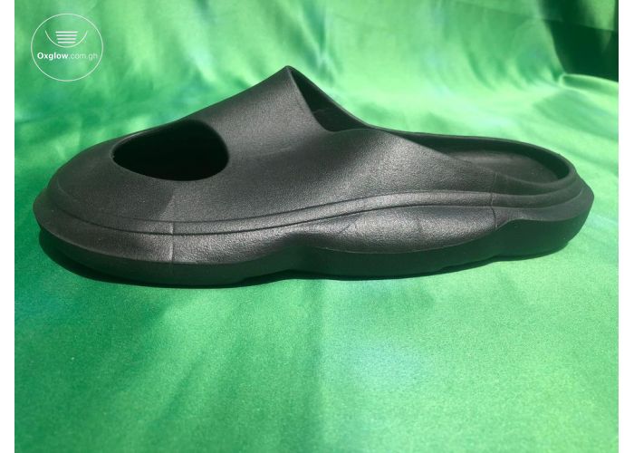 Buy Wholesale crocs and beautiful slippers