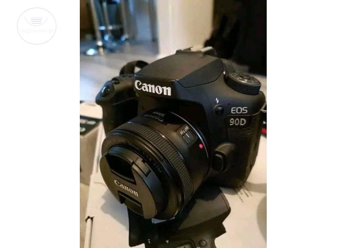 Canon camera EOS 90D