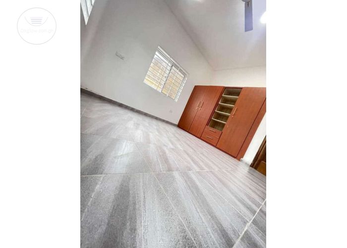 Chamber and Hall Apartment