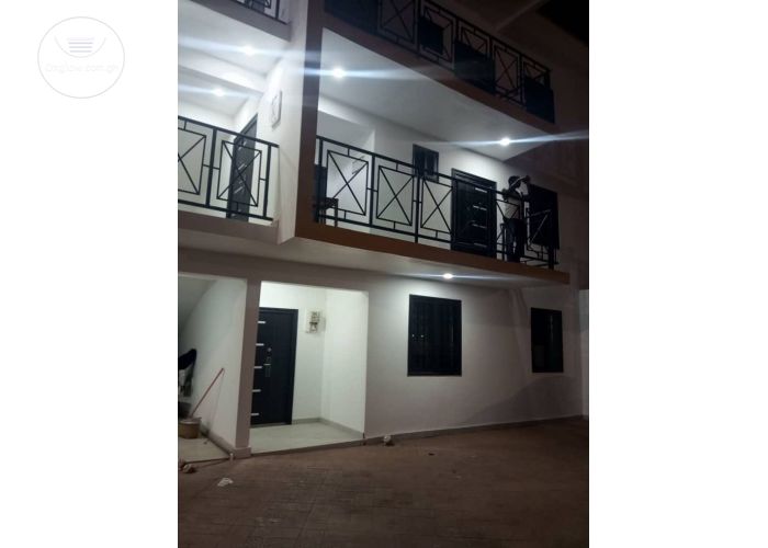 CHAMBER AND HALL SELF CONTAIN