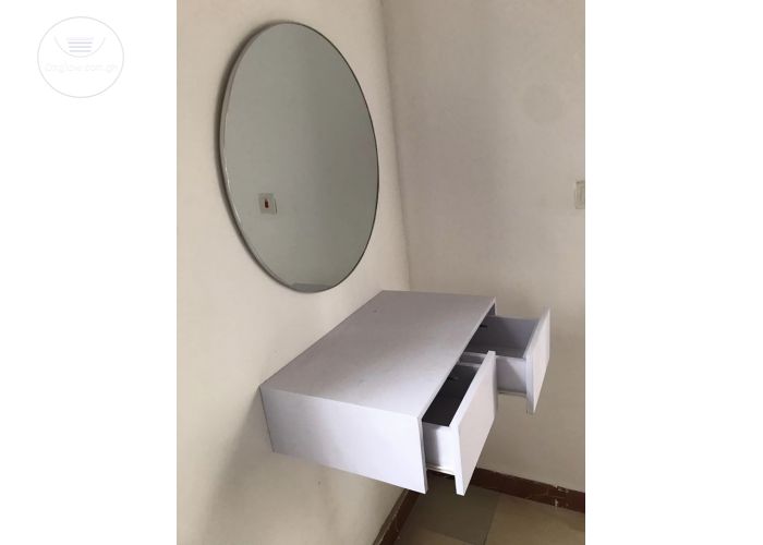 Dress mirror