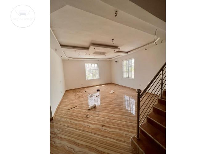 for sale/house bedrooms
