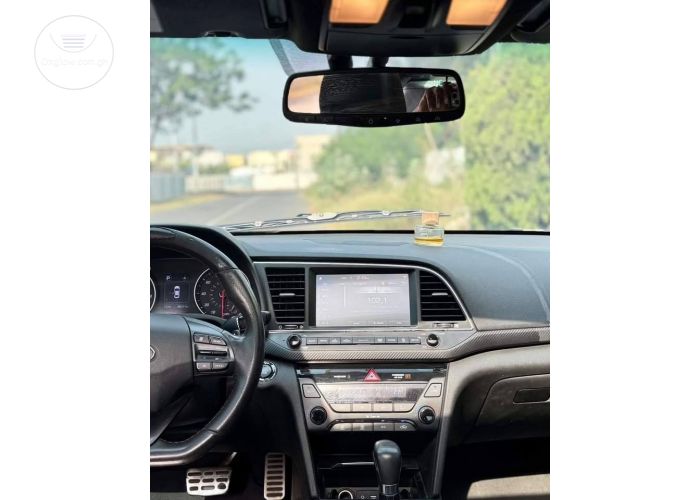 Hyundai Elantra Sport