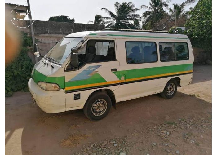 Hyundai H100 