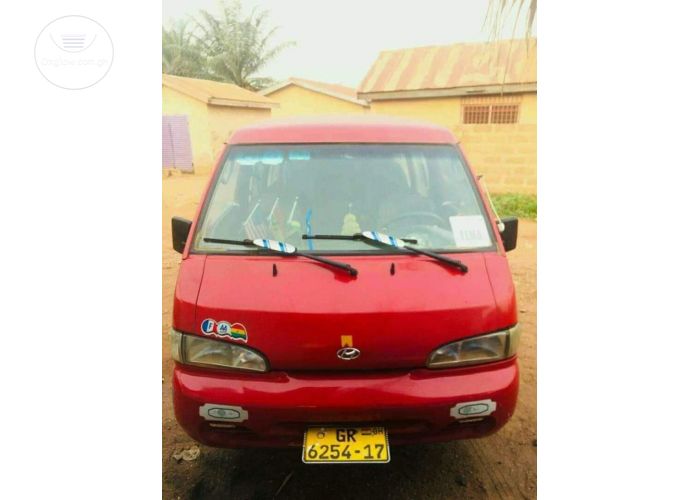 HYUNDAI H100