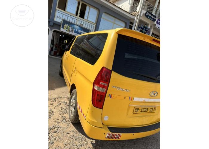 Hyundai Starex 