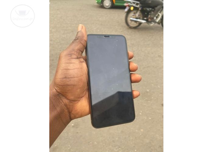 iPhone XS Max 64Gb