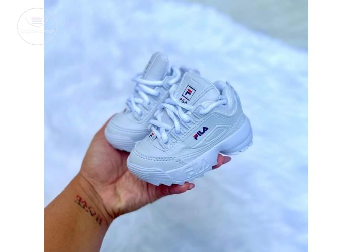 Kidâ€™s sneakers