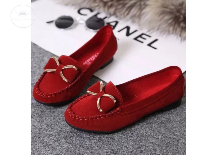 LADIES FLAT SHOES