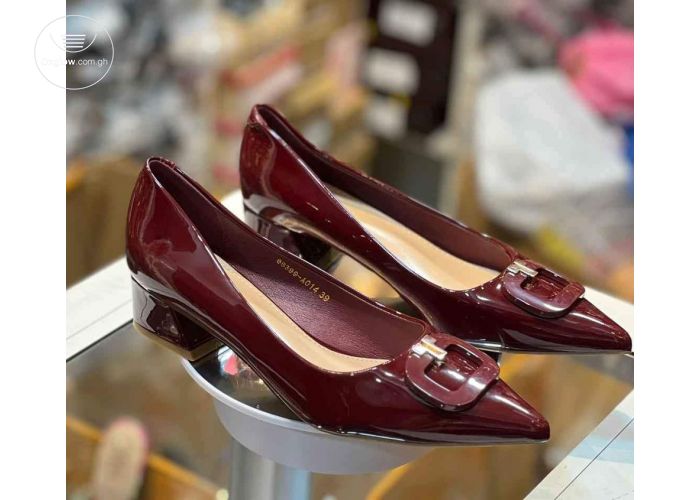 Ladies office shoes